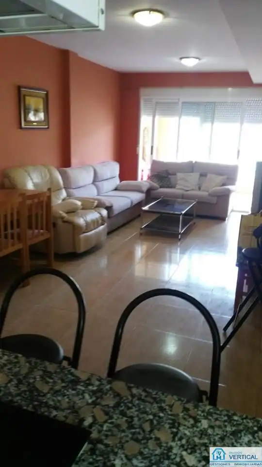 Sala de estar de Piso de alquiler en Chilches / Xilxes con Aire acondicionado, Terraza y Amueblado