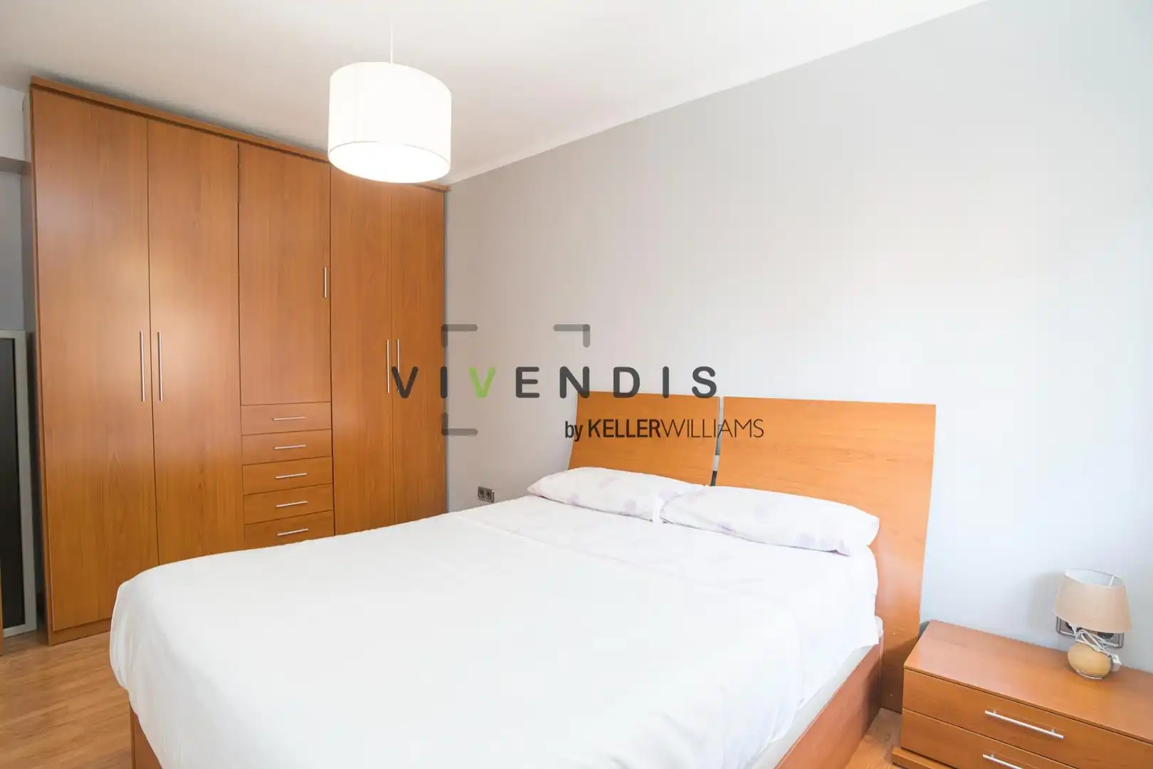 Dormitori de Pis en venda en Sant Andreu de la Barca amb Parquet