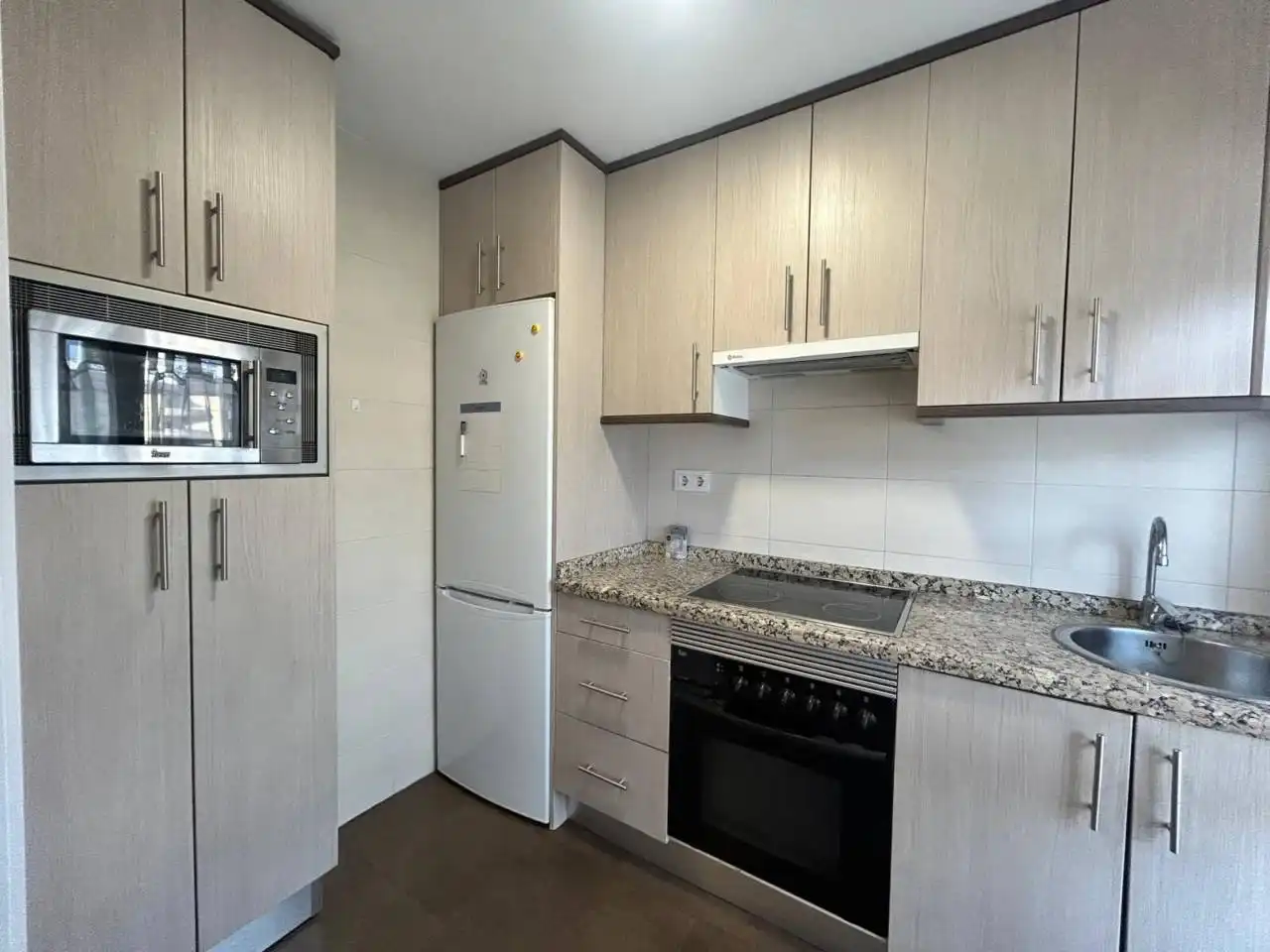 Flat for rent in Calle ALEJANDRO CASONA, Argañosa