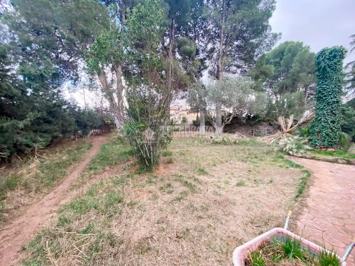 Casa adosada en venta en Sobradiel con Calefacción y Jardín privado