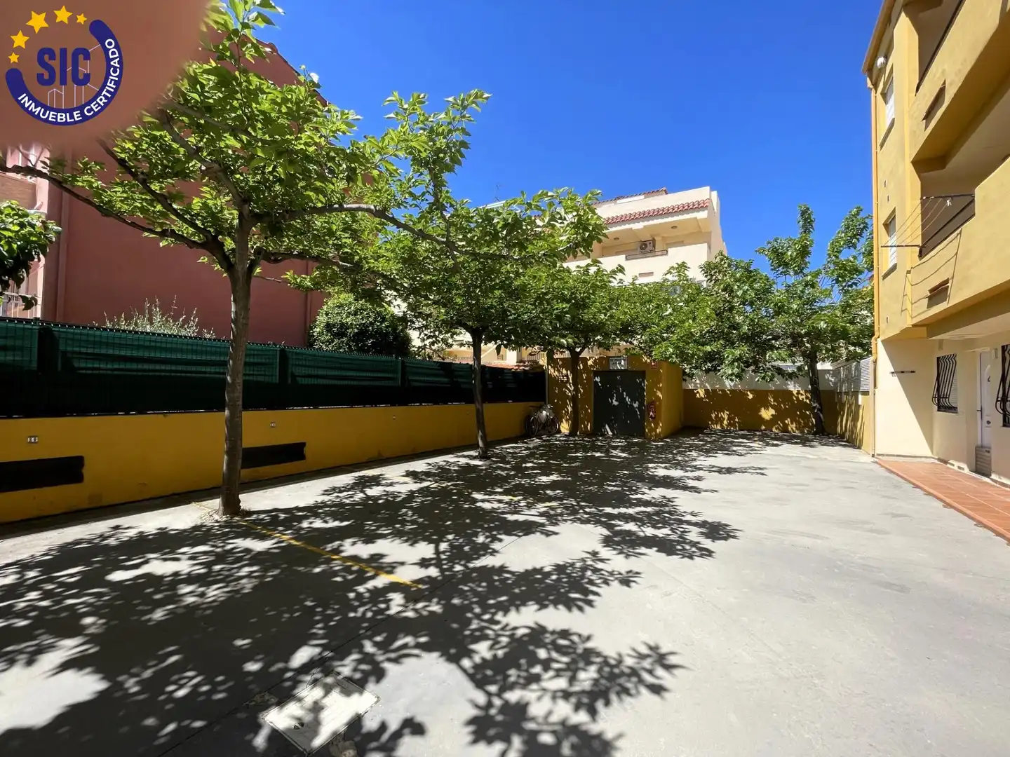 Vista exterior de Casa adosada en venta en Oropesa del Mar / Orpesa con Aire acondicionado, Calefacción y Terraza