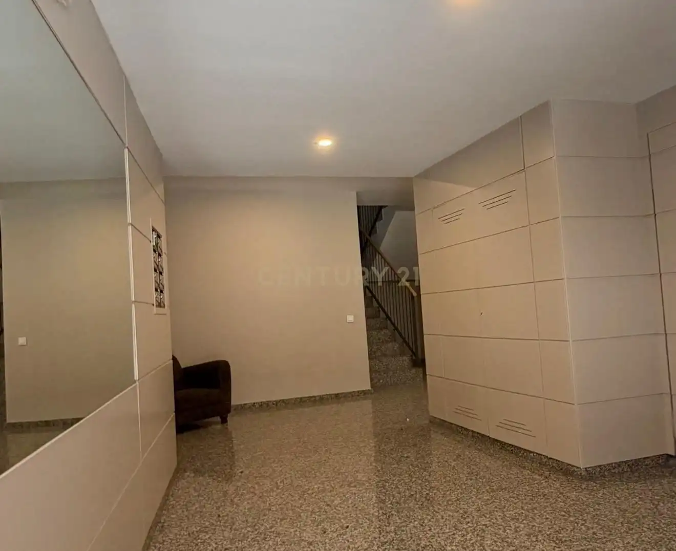 Apartament en venda en Sant Joan Despí amb Aire condicionat i Piscina comunitària