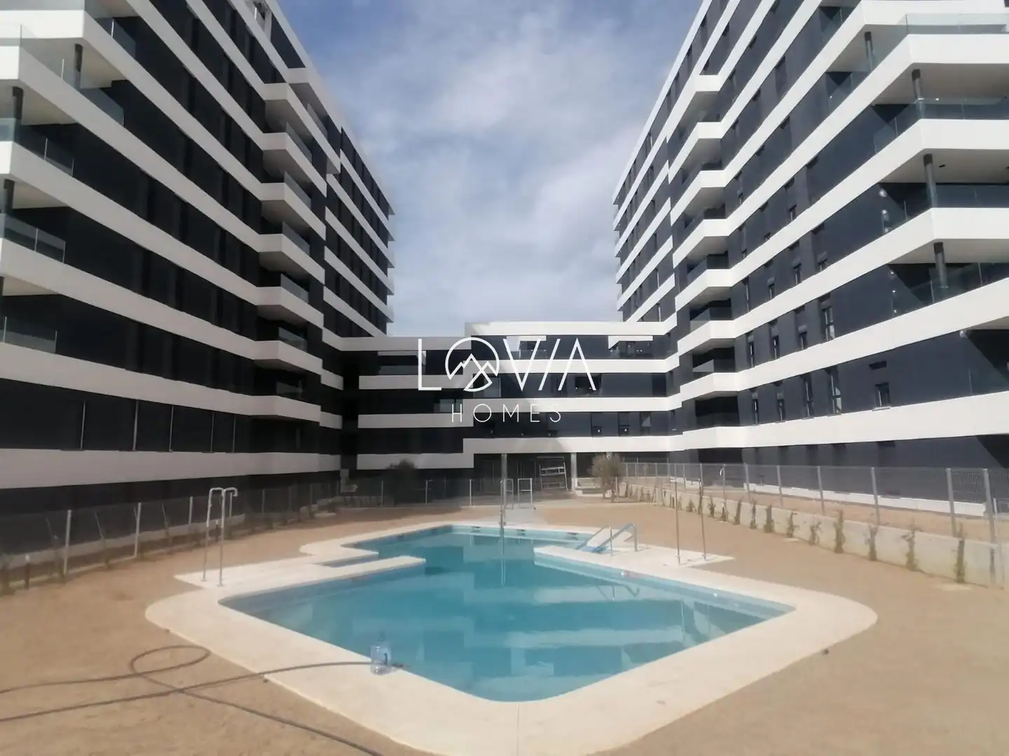 Swimming pool of Flat for sale in Dos Hermanas  with Air Conditioner, Terrace and Storage room