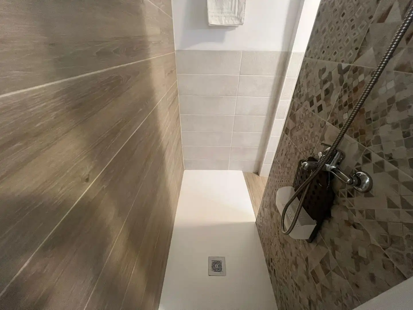 Baño de Piso de alquiler en Sevilla con Aire acondicionado y Calefacción