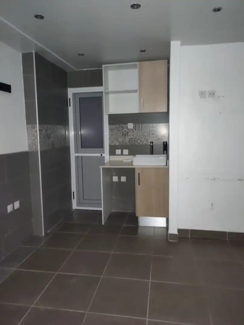 Kitchen of Ground floor for sale in Barcelona  with Air Conditioner and Alarm