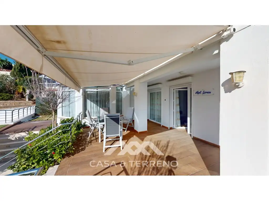 Terrassa de Casa o xalet en venda en Vélez-Málaga amb Aire condicionat, Jardí privat i Terrassa
