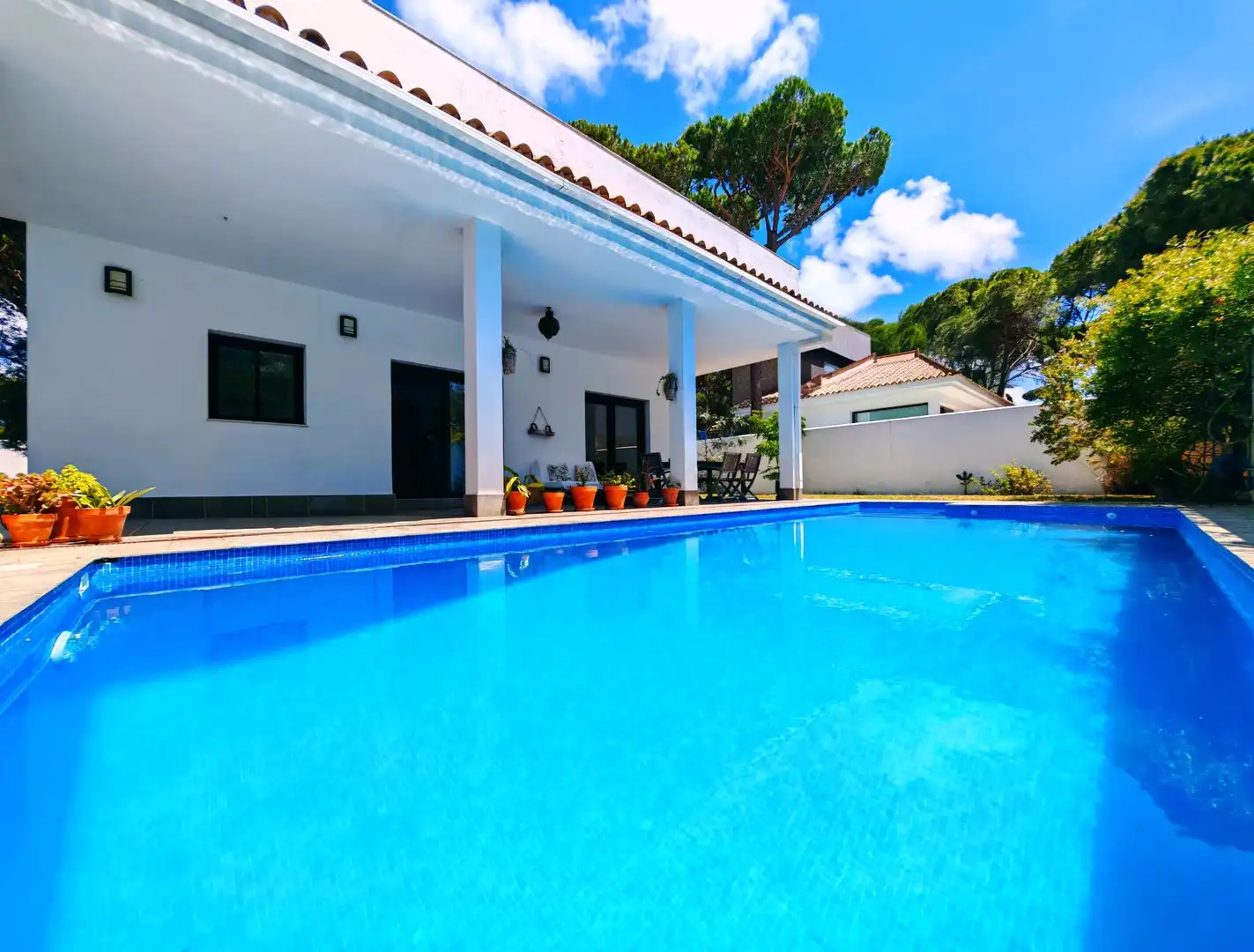 Piscina de Casa o chalet en venta en Chiclana de la Frontera con Aire acondicionado, Jardín privado y Terraza