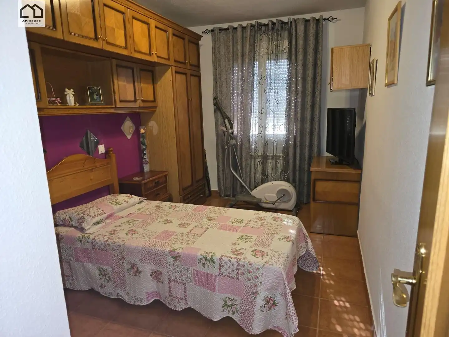Dormitori de Casa adosada en venda en Los Cerralbos amb Aire condicionat, Terrassa i Traster