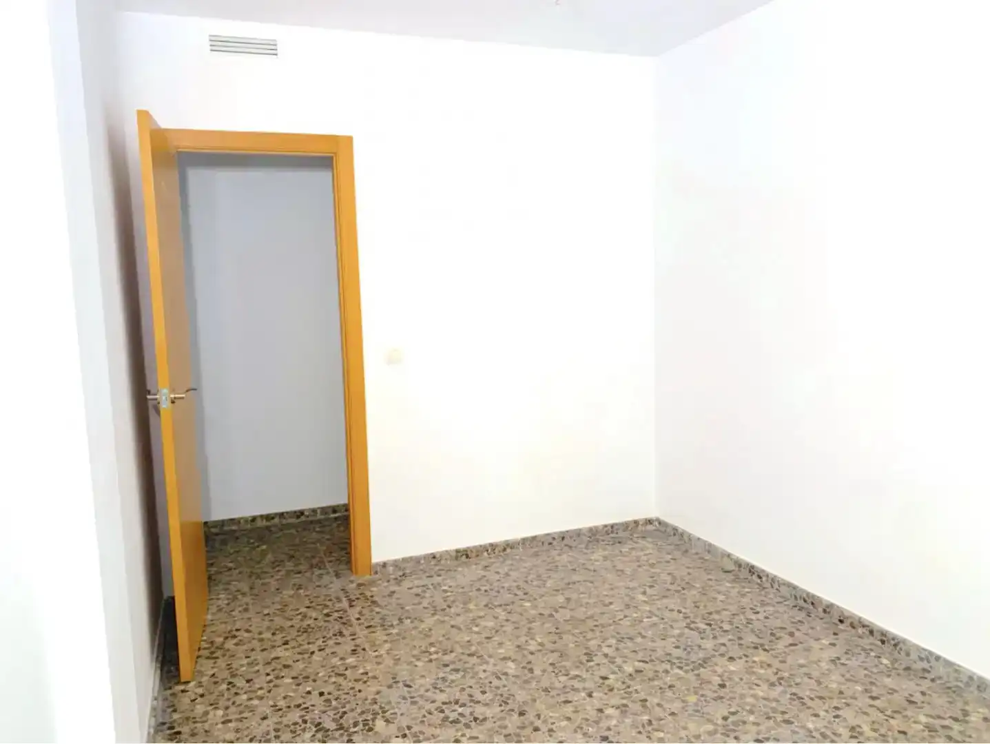 Pis en venda en Ador amb Aire condicionat i Balcó