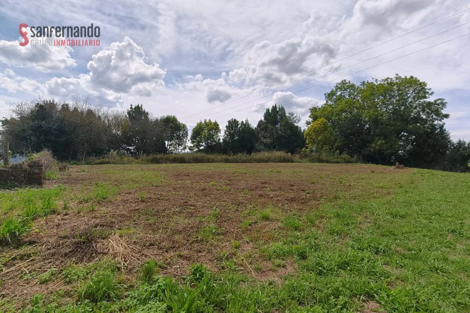 Terreny residencial en venda a Barrio Barrio Arral
