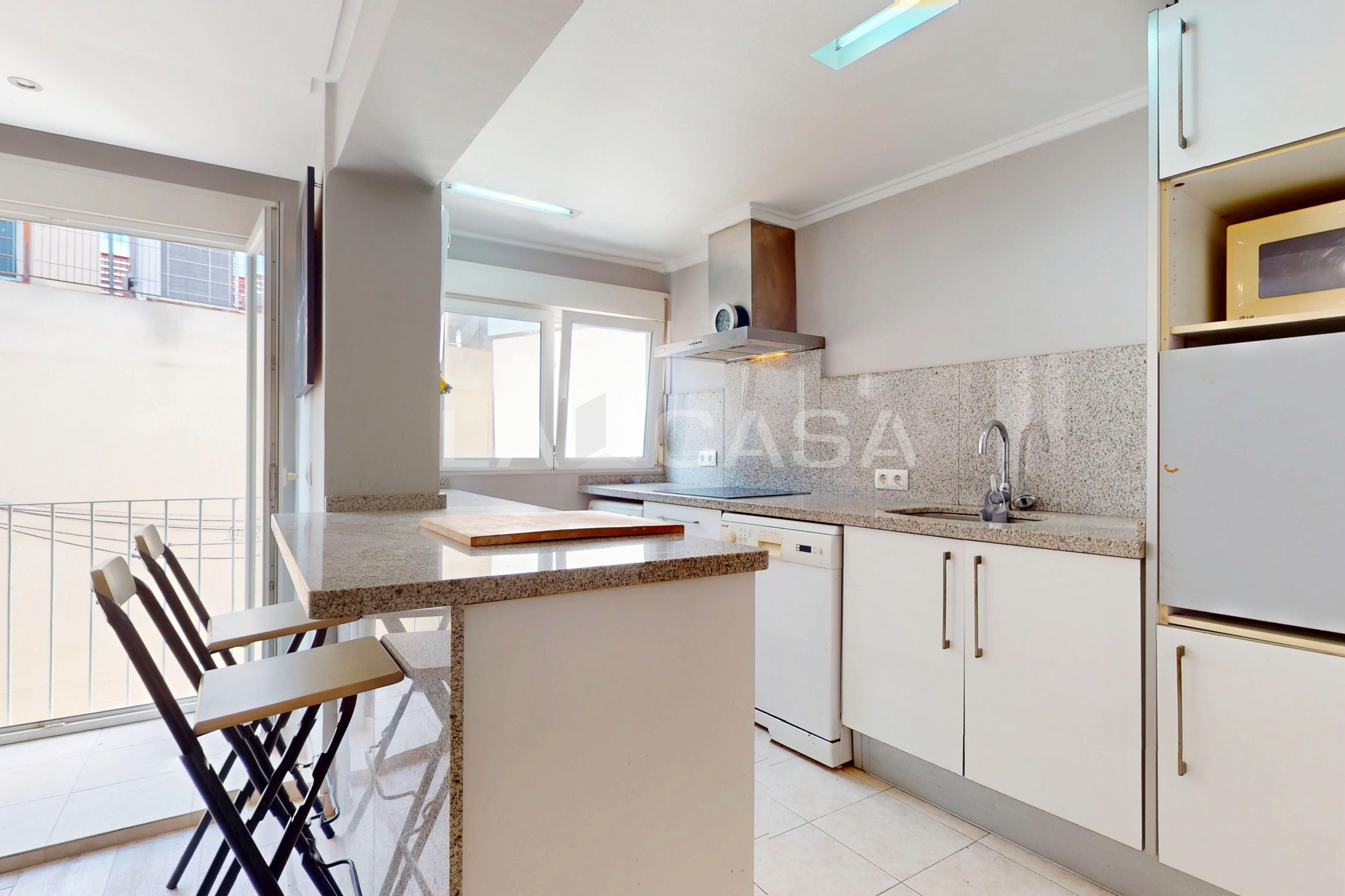 Kitchen of Flat for sale in  Valencia Capital  with Balcony