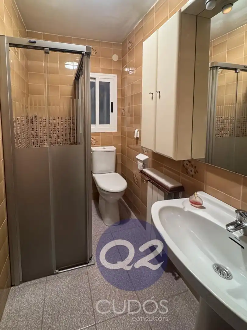 Badezimmer von Wohnung zum Verkauf in Balaguer mit Heizung, Möbliert und Ofen