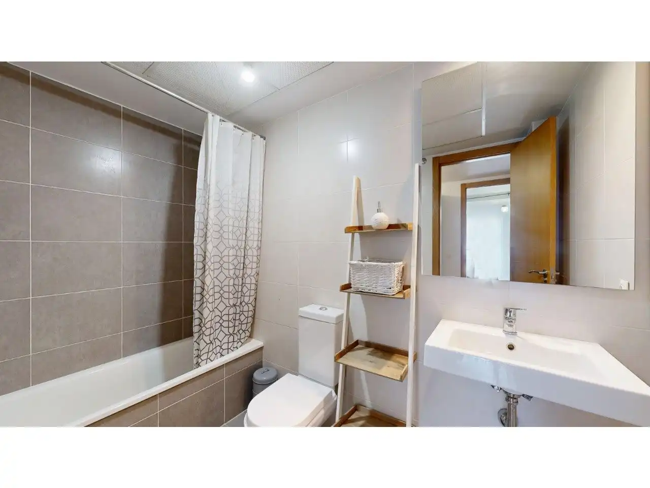 Baño de Loft en venta en Paterna con Aire acondicionado, Calefacción y Trastero
