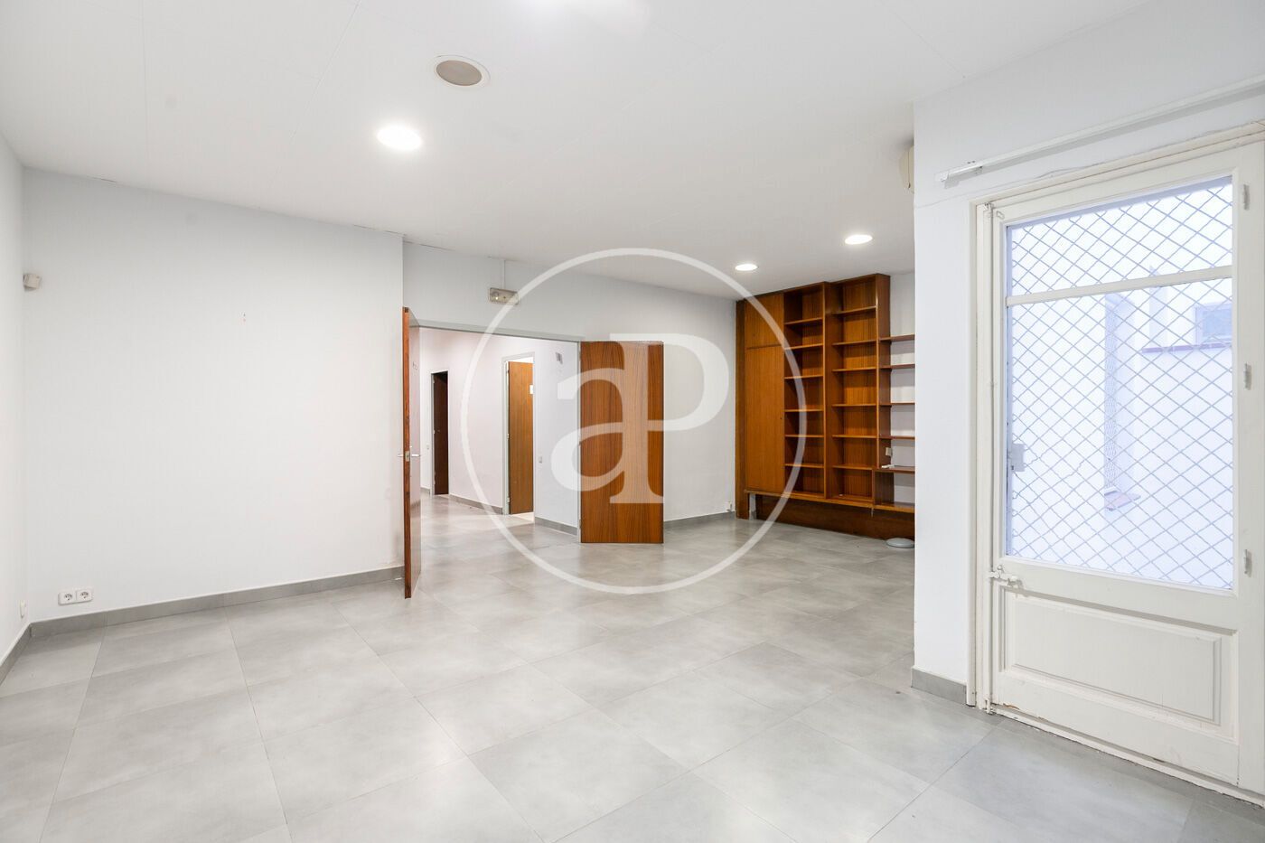 Flat for sale in  Barcelona Capital  with Heating and Terrace