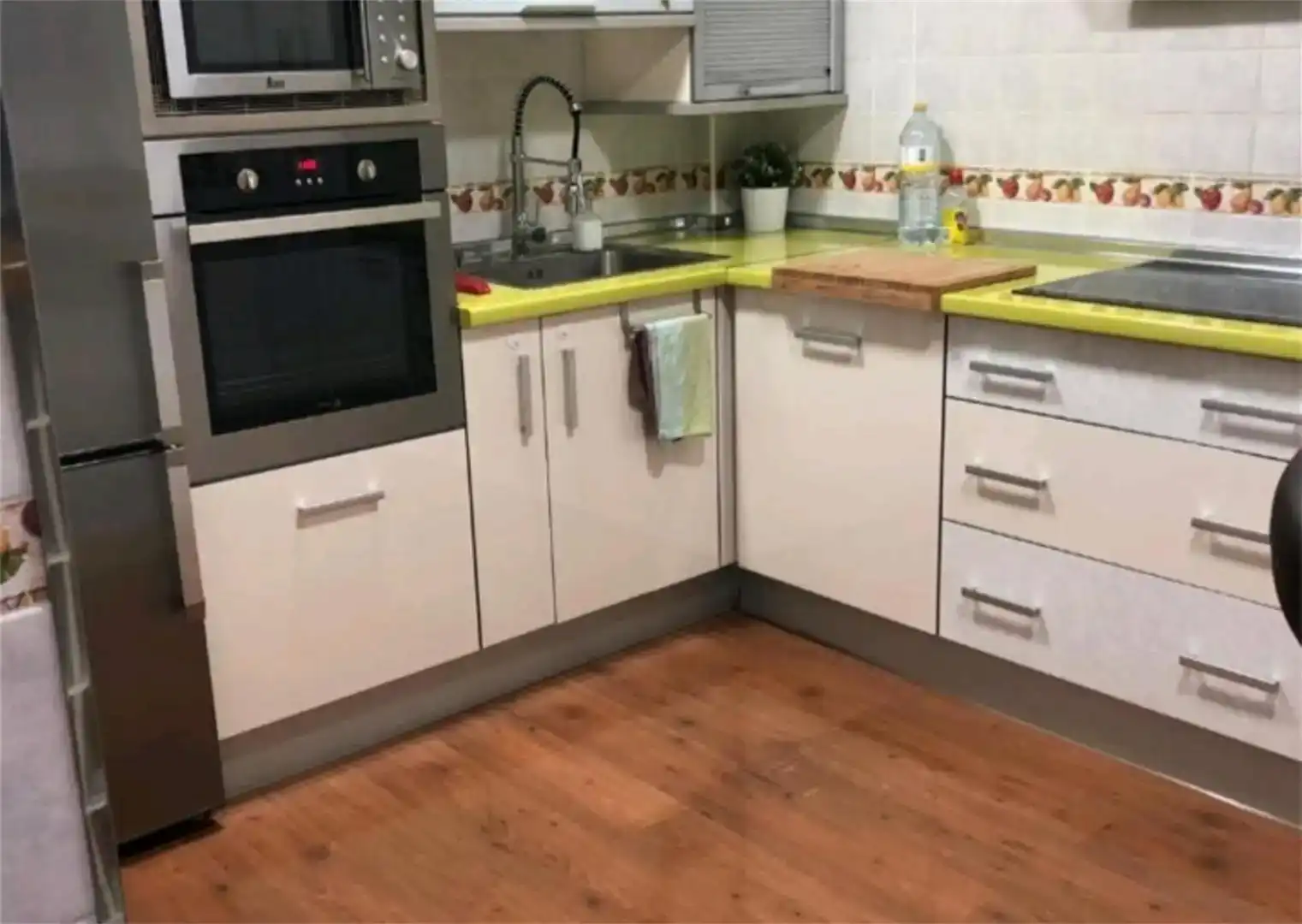 Cuina de Pis en venda en La Carolina amb Aire condicionat, Parquet i Moblat