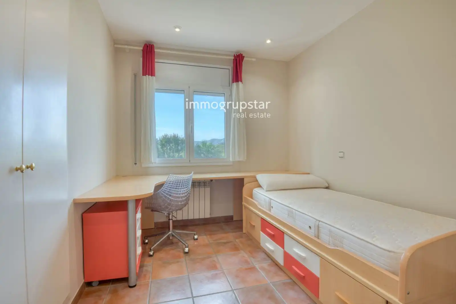 Habitación de Casa o chalet en venta en Santa Cristina d'Aro con Calefacción, Terraza y Piscina