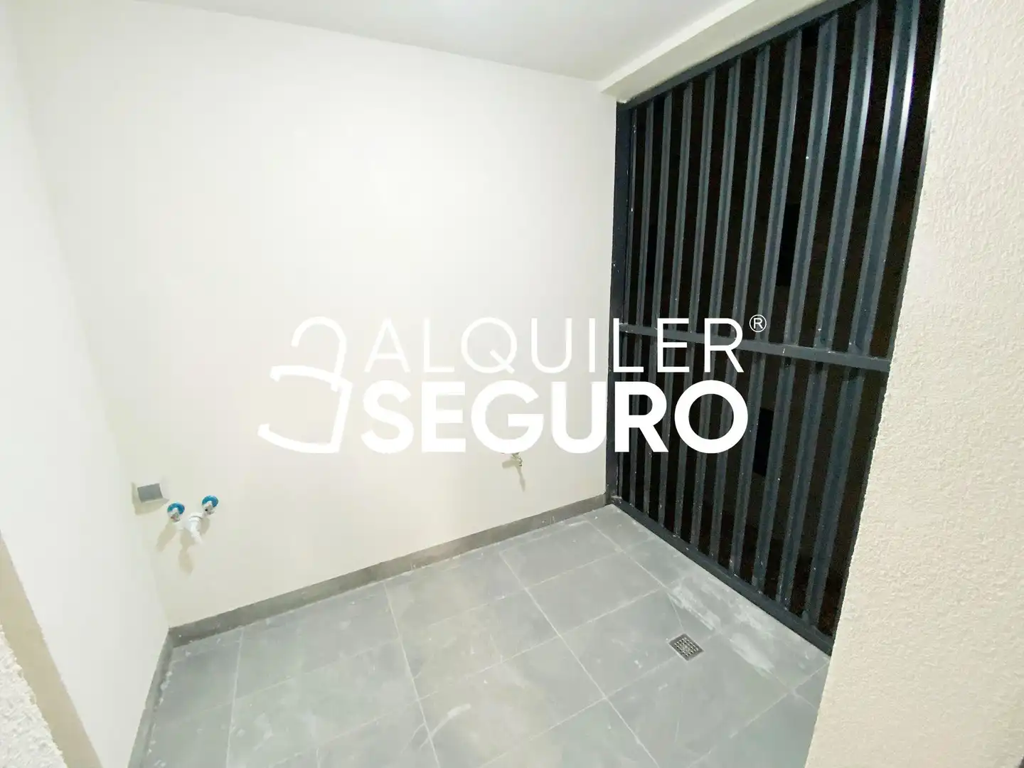 Flat for rent in Madrid  with Air Conditioner, Heating and Terrace