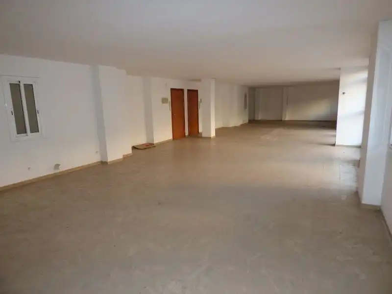 Oficina de alquiler en Manresa con Terraza
