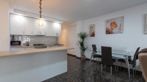 Foto 4 de Piso en venta en Calle de Laureado López Muñoz, 19, Barrio de Zaidín, Granada Capital