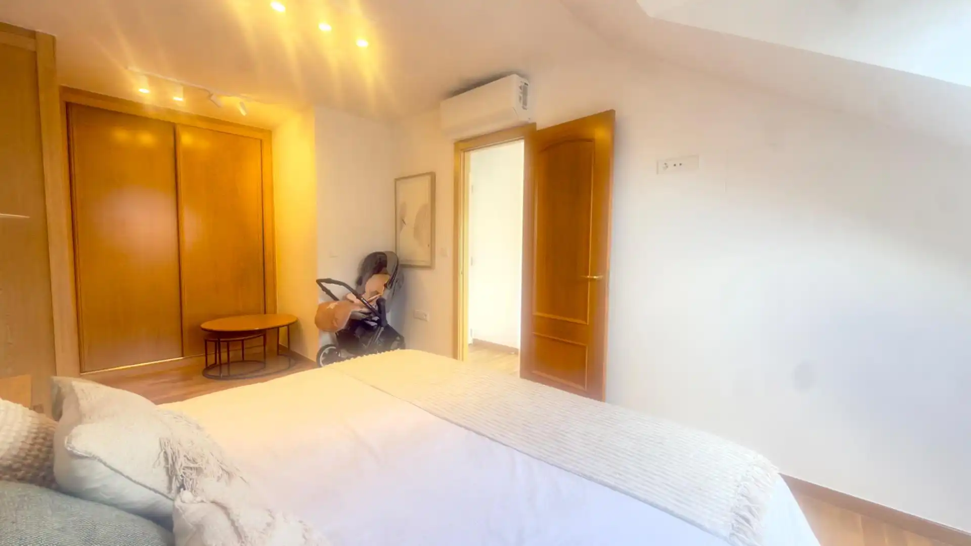 Habitación de Dúplex en venta en Ourense Capital  con Aire acondicionado, Calefacción y Terraza