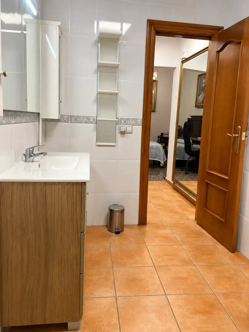 Bathroom of Houses for sale in Burjassot  with Terrace and Storage room
