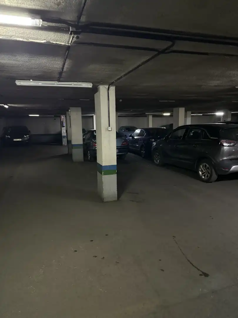 Individuel avec ascenseur à vendre à Avenida del Ejército 32, imagen 2