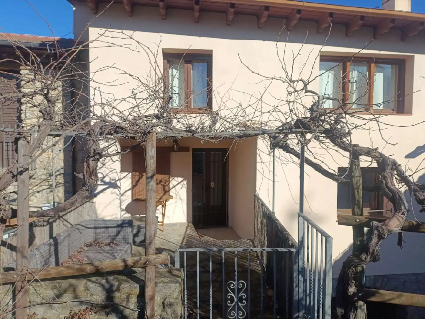Vista exterior de Casa o xalet en venda en Graus amb Calefacció, Jardí privat i Traster
