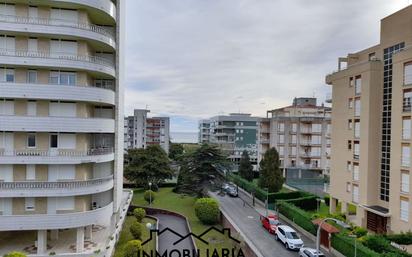 Exterior view of Flat for sale in Laredo