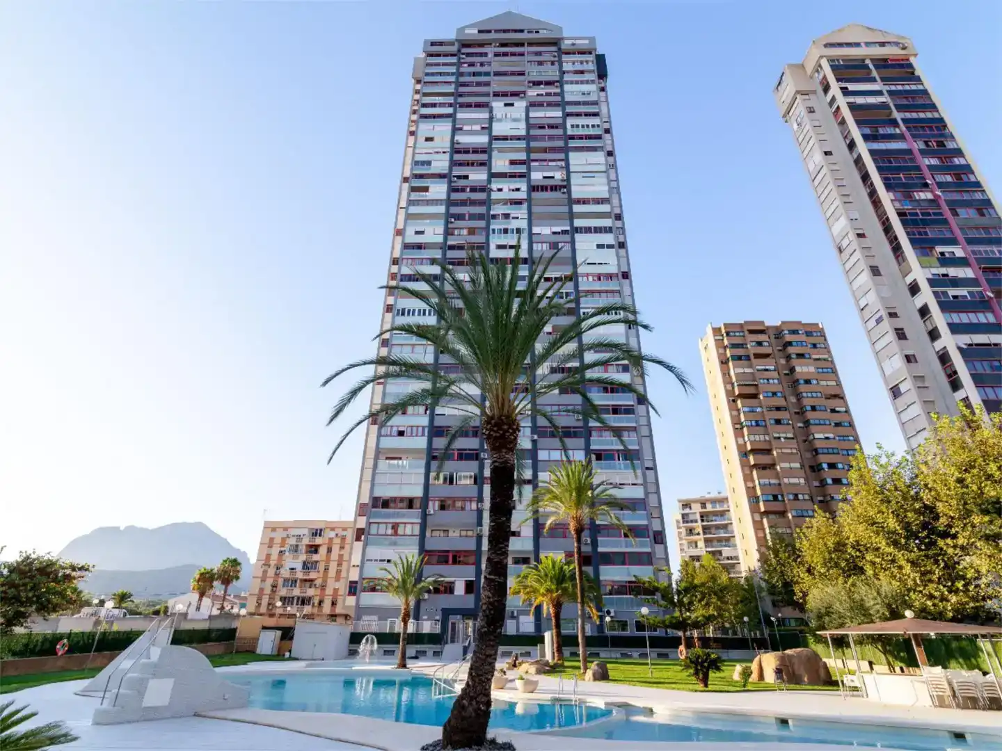 Exterior view of Apartments for rent in Benidorm  with Air Conditioner, Private garden and Swimming Pool