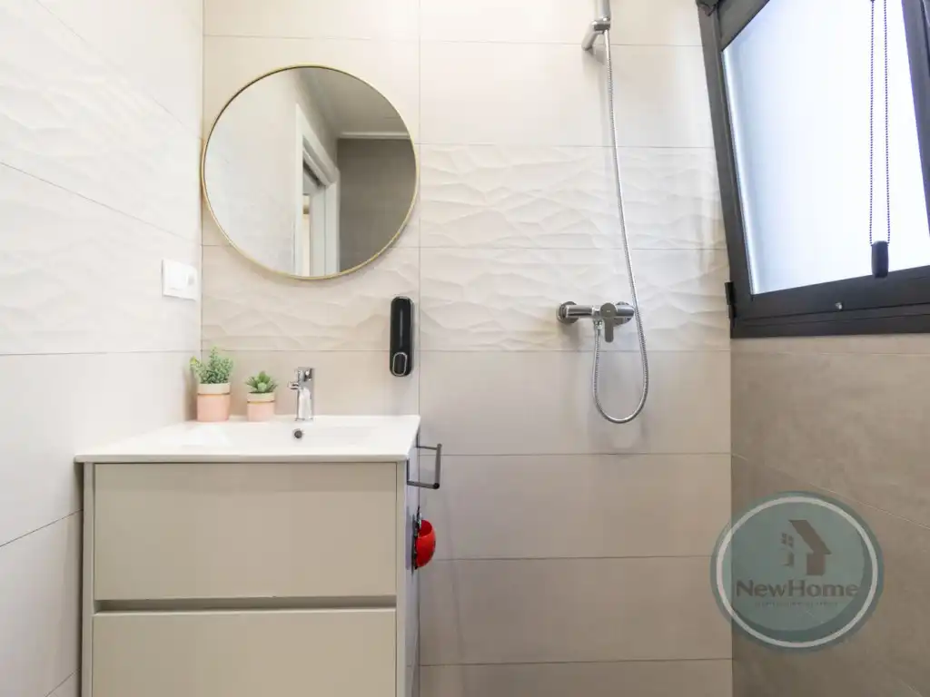 Wohnung zum Verkauf in Calle Gral Gutierrez Mellado, El Travaló - Martínez Valero