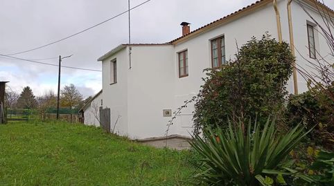 Foto 2 de Casa adosada en venda a Rua Campo Da Igrexa, 5, Boimorto, A Coruña