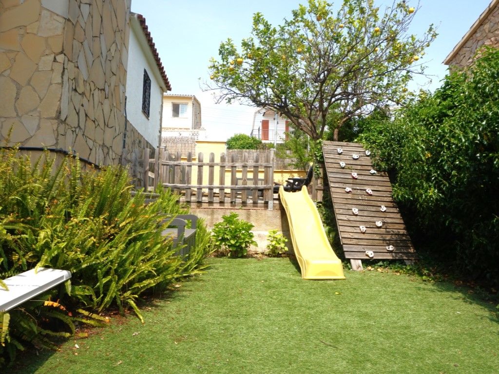 Jardí de Casa o xalet en venda en Pineda de Mar