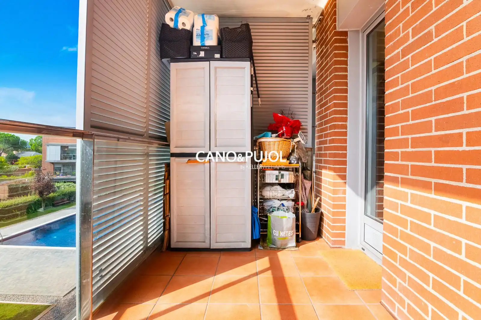 Balcony of Flat for sale in Sant Cugat del Vallès  with Heating, Terrace and Storage room