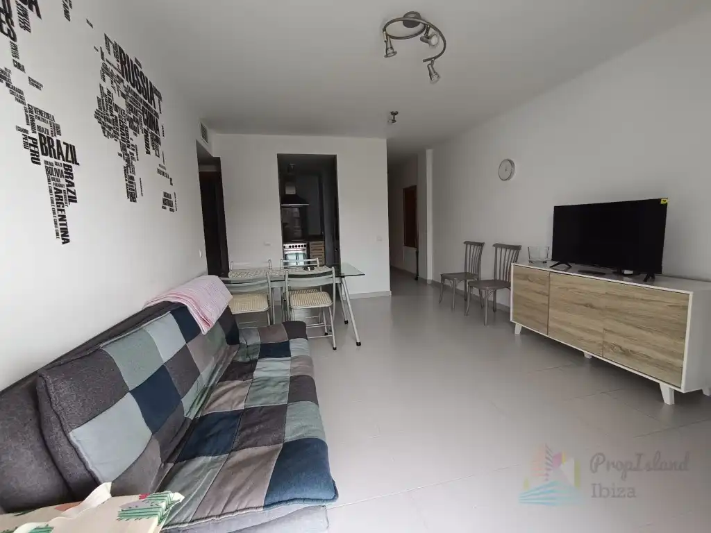 Flat for rent in Calle De La Mediterrania, Ses Figueretes - Platja d'en Bossa - Cas Serres