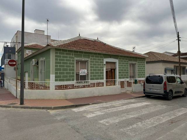 Casa-chalet en Venta en Calle Alejandro Medina, 16 en Archena
