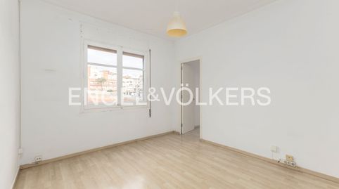Foto 4 de Pis en venda a El Guinardó, Barcelona Capital