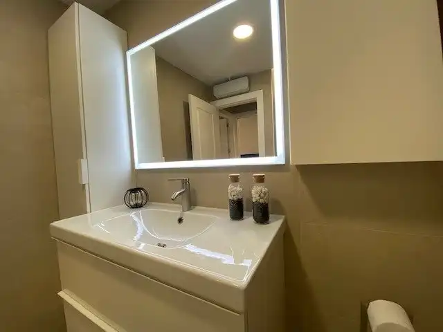 Baño de Apartamento de alquiler en Murcia con Aire acondicionado, Calefacción y Amueblado