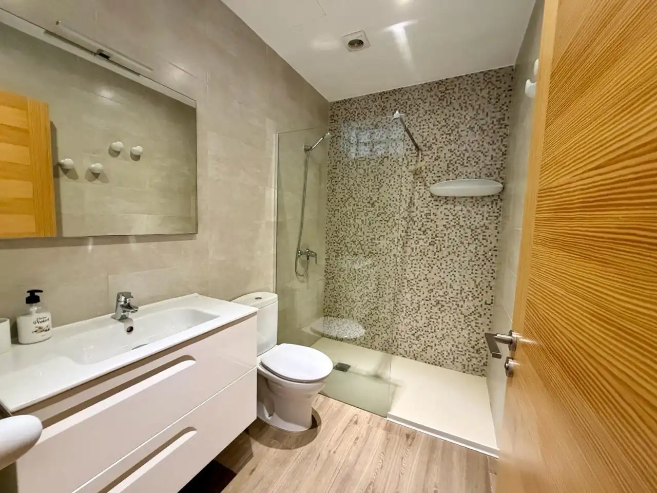 Bathroom of Flat for rent in Santa Margalida  with Air Conditioner, Heating and Terrace