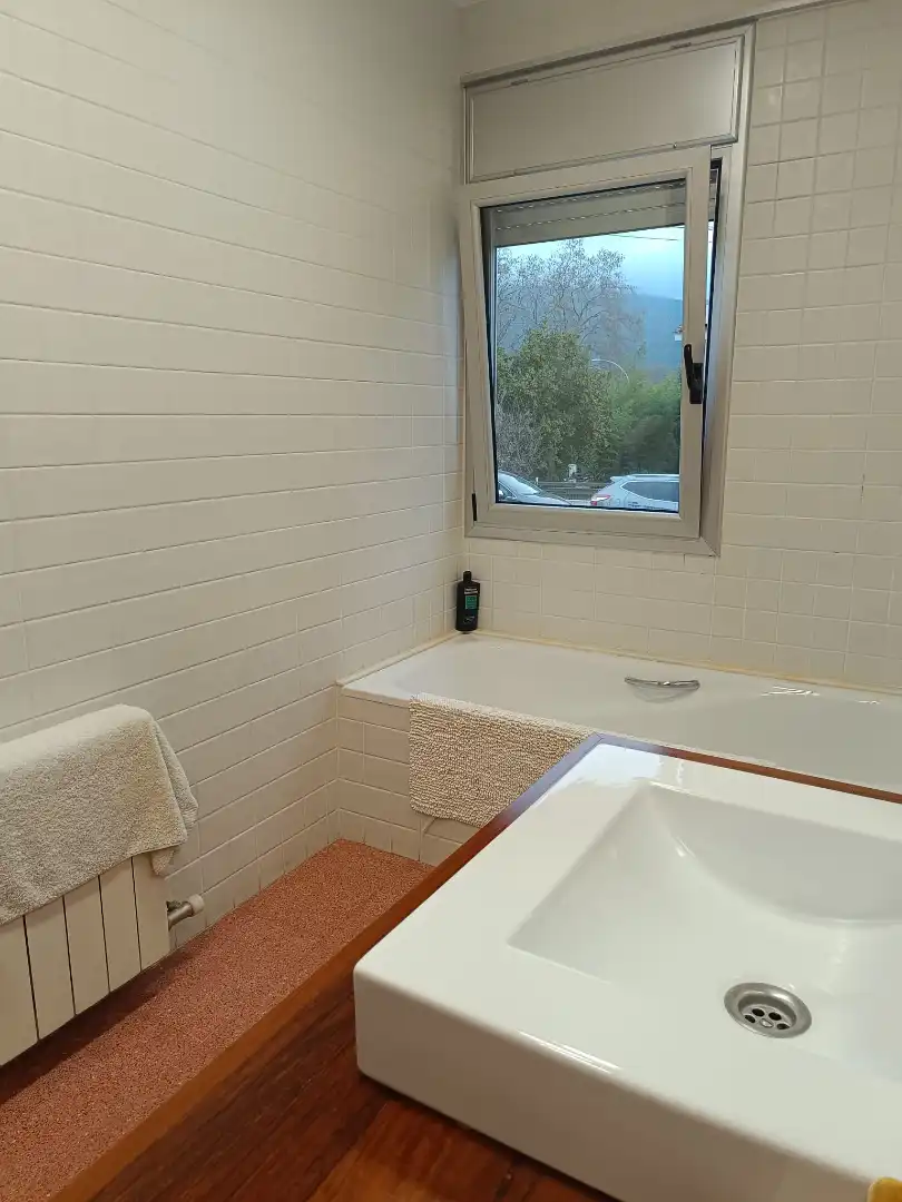 Bathroom of Houses for sale in Sant Esteve de Palautordera  with Air Conditioner, Heating and Private garden