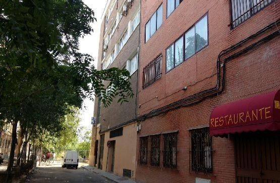 Exterior view of Premises for sale in  Madrid Capital