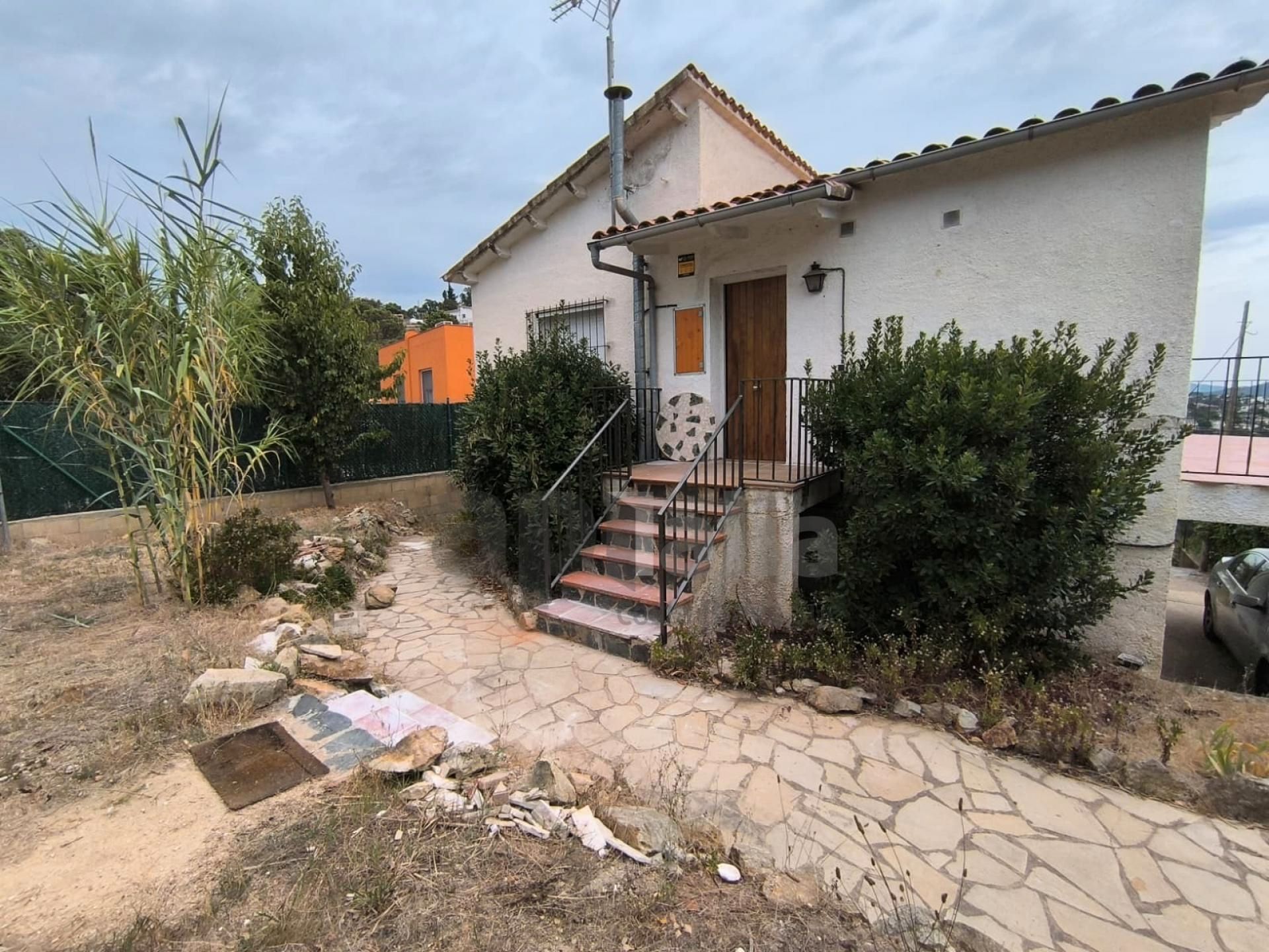 Exterior view of House or chalet for sale in Lloret de Mar  with Private garden, Terrace and Oven