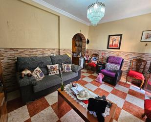 Living room of Single-family semi-detached for sale in Algeciras  with Terrace, Storage room and Furnished