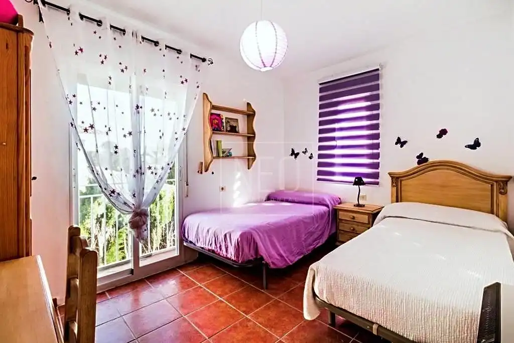Dormitori de Casa o xalet en venda en Albolote amb Aire condicionat, Calefacció i Jardí privat