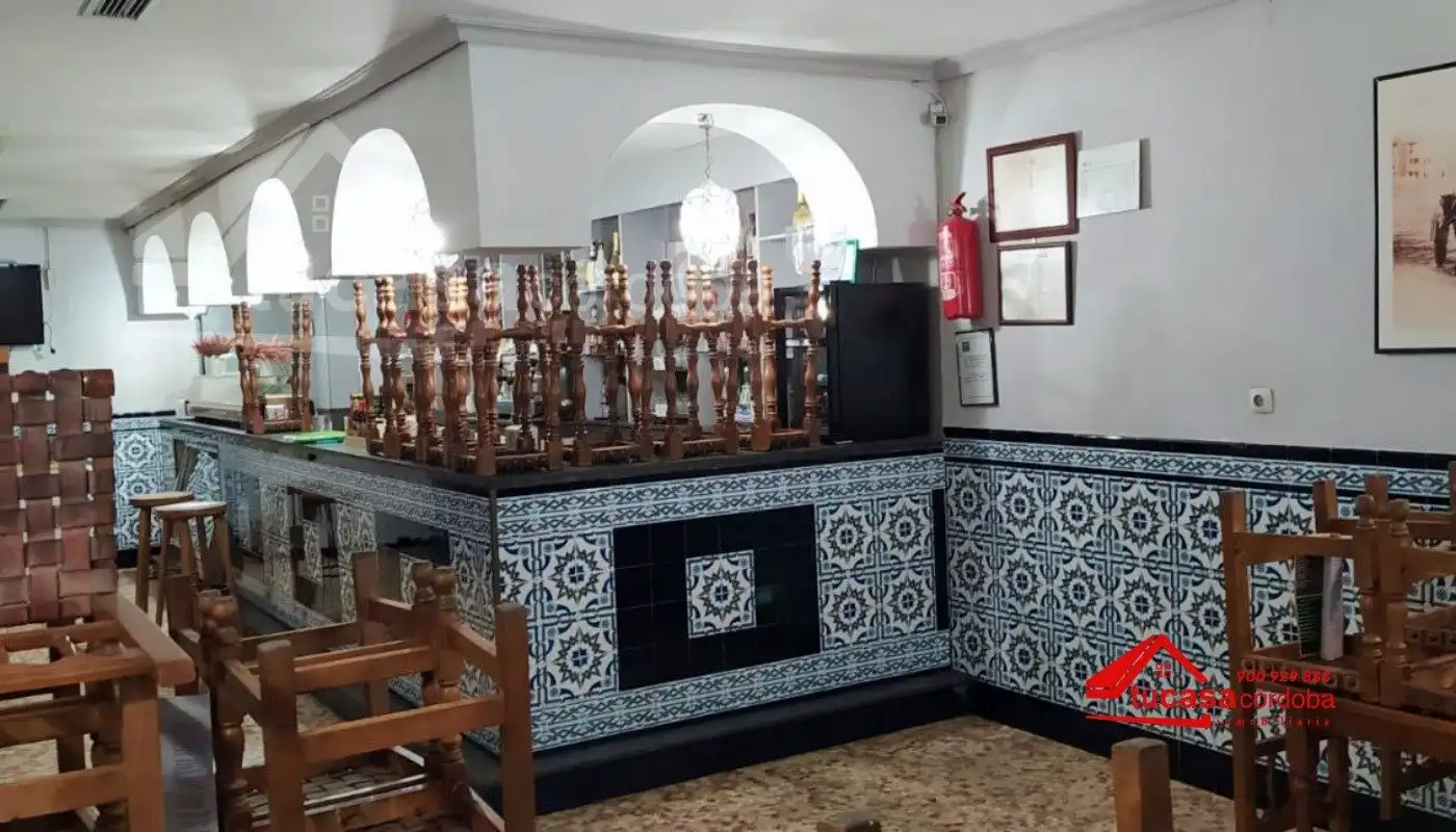 Local en venta en Poniente-Sur