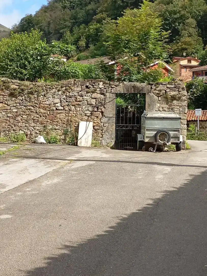 Parking de Terreno en venta en Aller
