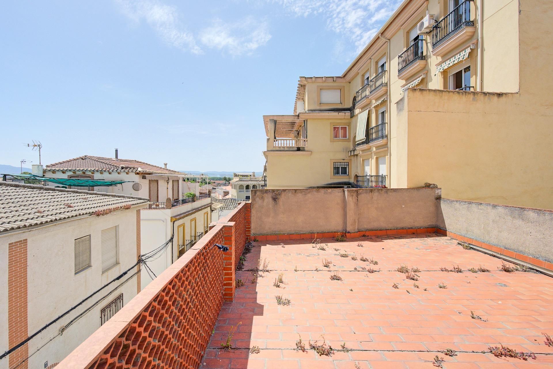 Exterior view of House or chalet for sale in Atarfe  with Terrace, Storage room and Balcony