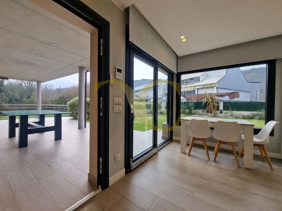 Casa o xalet en venda en Llanes amb Calefacció, Jardí privat i Terrassa