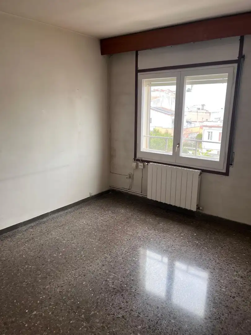 Dormitori de Pis en venda en Vilanova i la Geltrú amb Calefacció