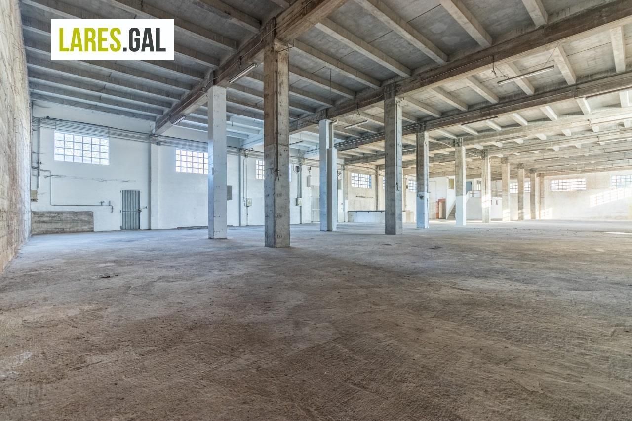 Industrial buildings to rent in Moaña