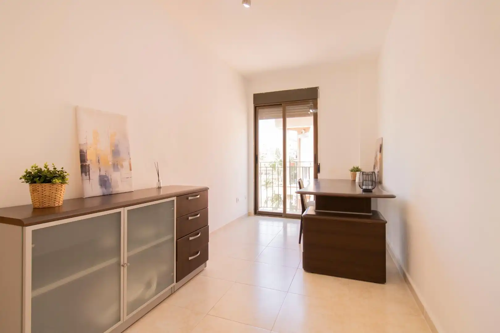 Habitación de Apartamento en venta en Estivella con Amueblado y Balcón